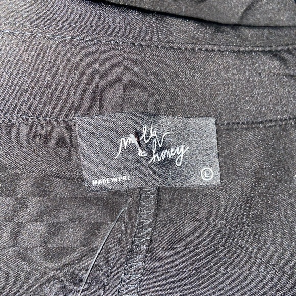 Milk & Honey long sleeve adjustable front top - Picture 5 of 6